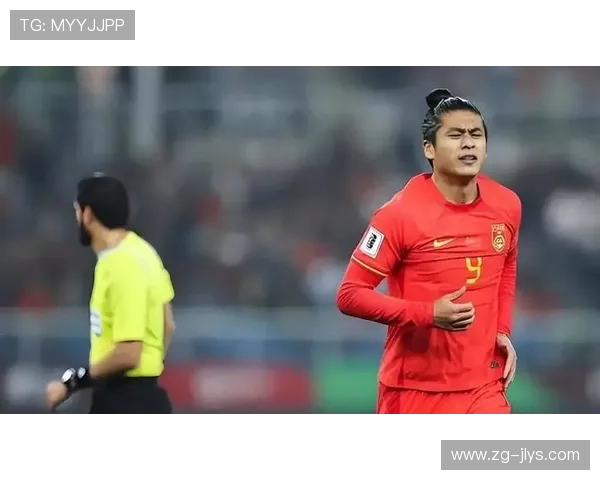 杜月徵破门 父亲现场见证进球时刻